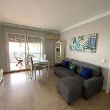 Apartamento Junto Al Puerto Deportivo De Estepona Luaran gambar