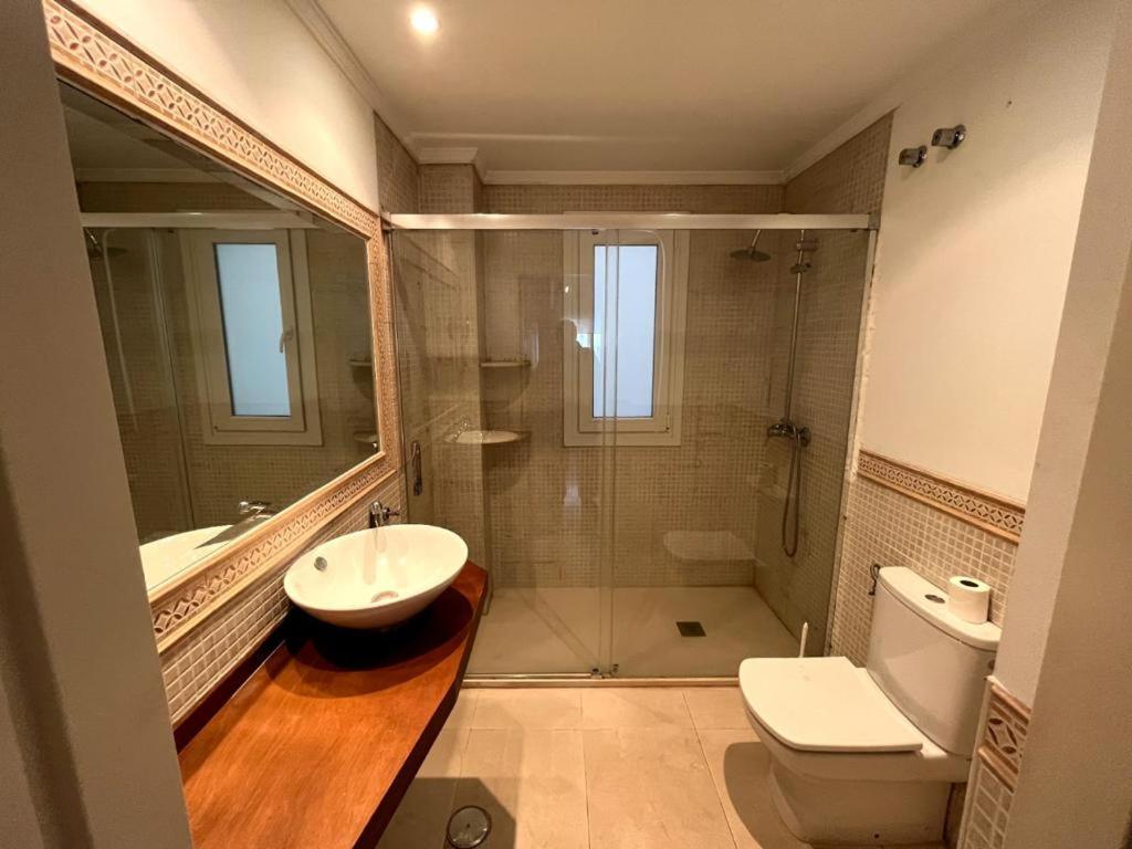 Apartamento Junto Al Puerto Deportivo De Estepona Luaran gambar